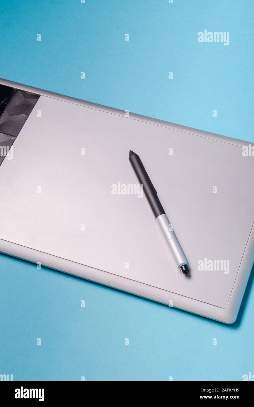 Graphic tablet with pen for illustrators and designers Stock Photo Alamy