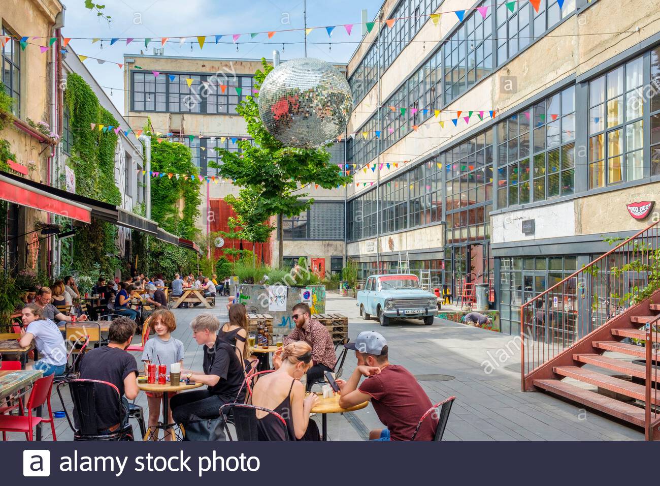 Georgian Courtyard High Resolution Stock Photography and Images - Alamy
