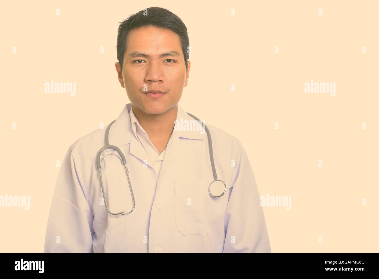 Young asian doctor hi-res stock photography and images - Alamy