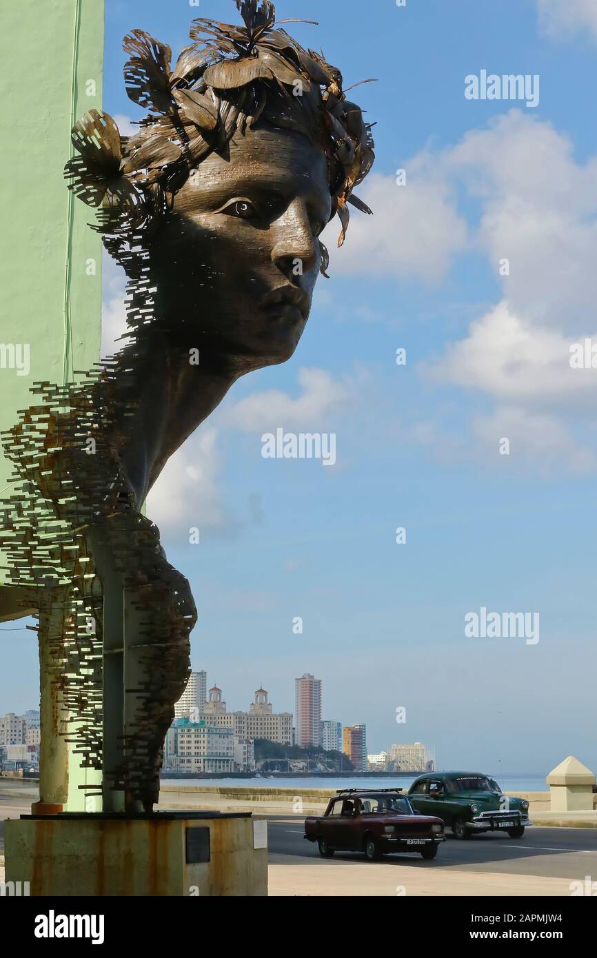 La Primavera sculpture by Rafael San Juan on the Malecon. La Havana. Cuba  Stock Photo - Alamy