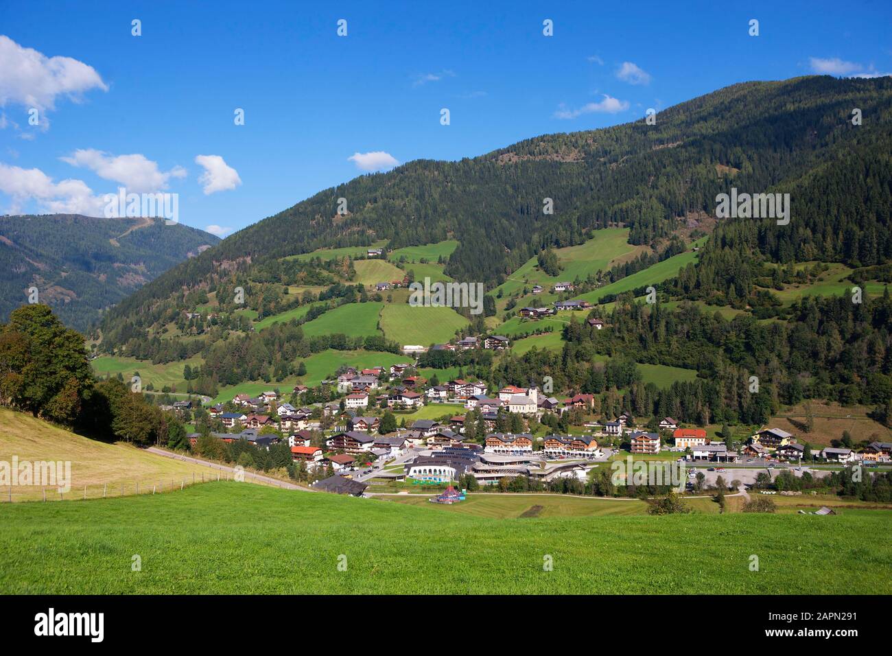 View of Bad Kleinkirchheim with Nockberge mountains, Gurktaler Alps, Carinthia, Austria Stock Photo