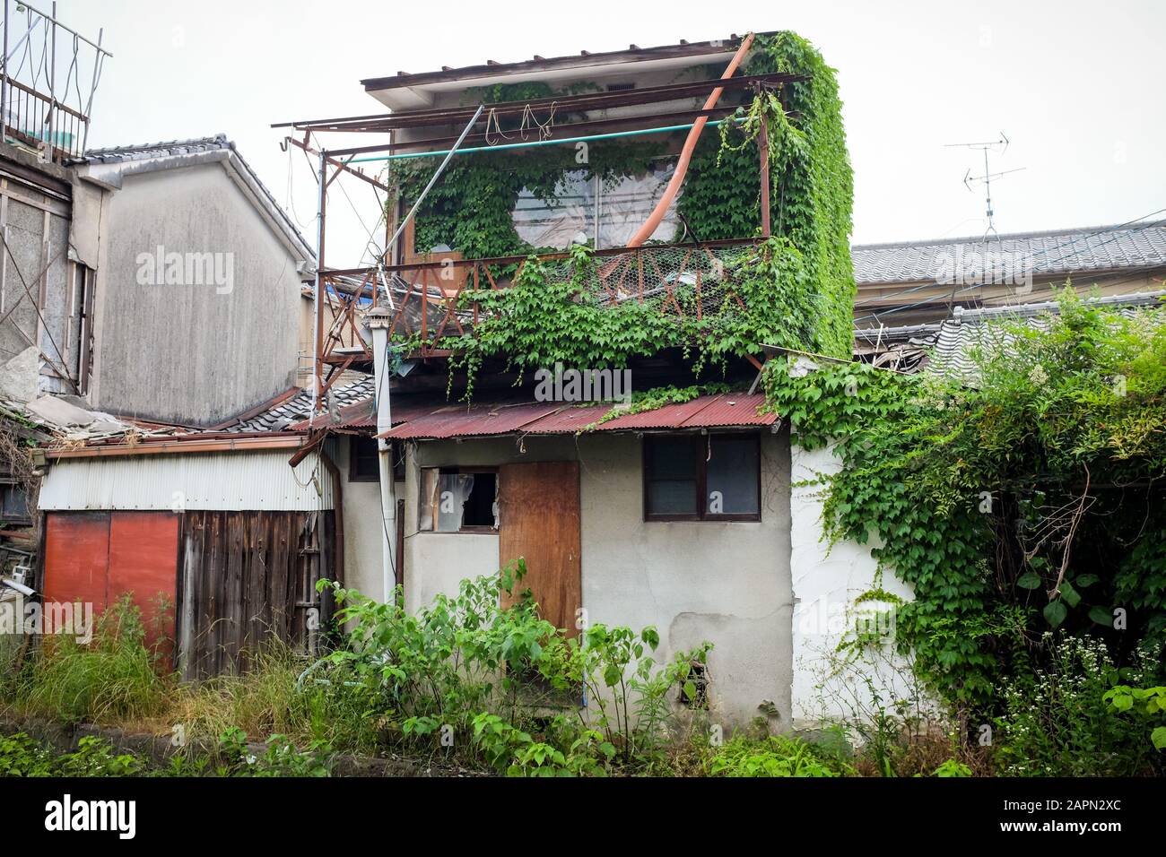 Japan derelict home hires stock photography and images Alamy