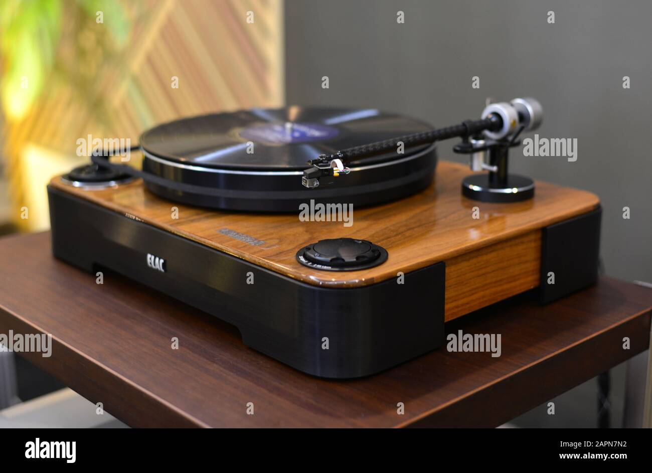 Saigon, Vietnam - Sep 29, 2019. Turntable vinyl record player for sale at  the audio shop in downtown of Saigon, Vietnam Stock Photo - Alamy