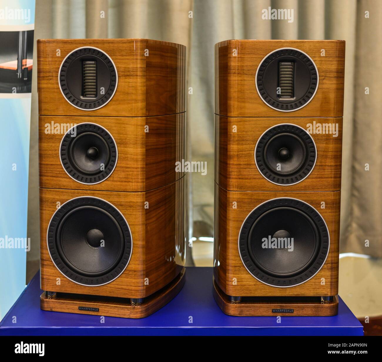 store speaker system