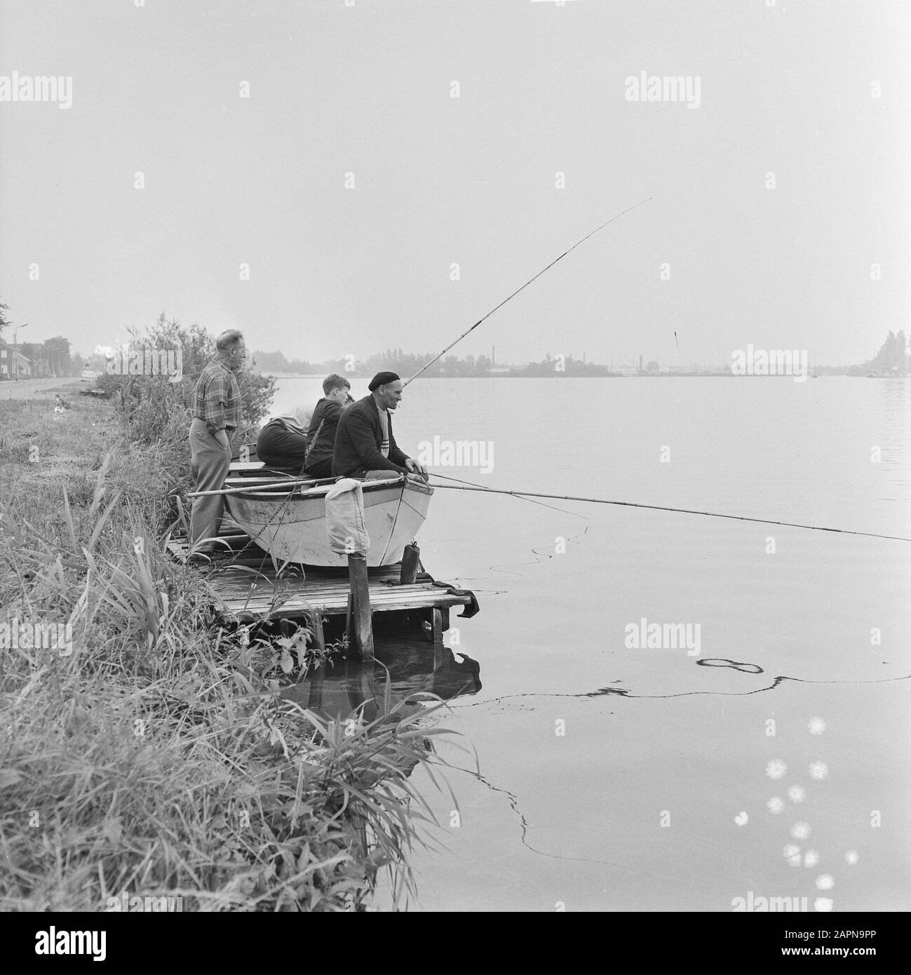 Handling rowing boat Black and White Stock Photos & Images - Alamy