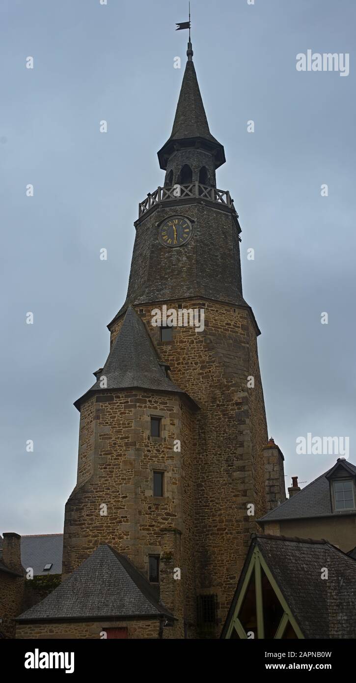 City tower fortification stone hi-res stock photography and images - Alamy