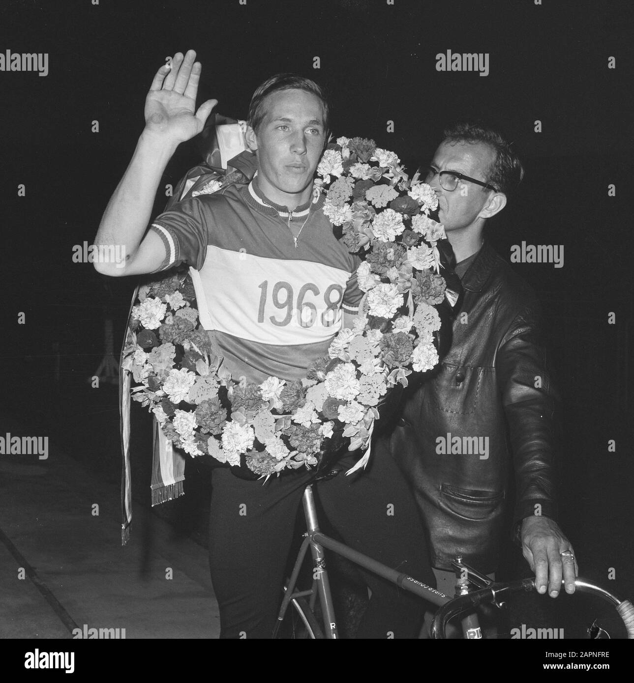 Leijn Loevesijn, champion at the 1 km amateurs, during the Dutch track