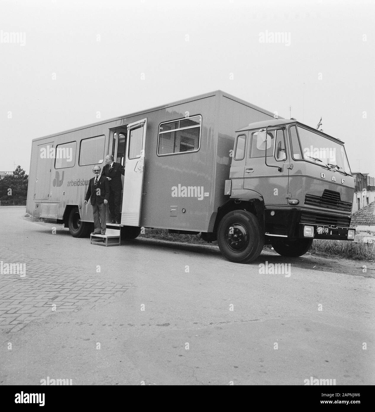 Mobile employment agency Black and White Stock Photos & Images - Alamy