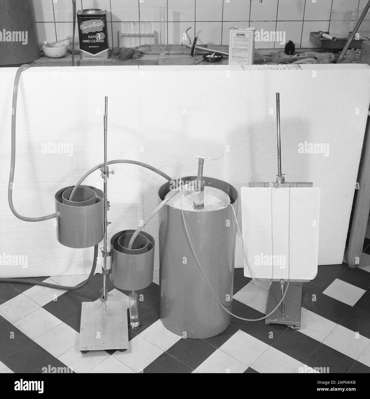 drainage, tests, laboratories, hydrological laboratory department research Date: undated Keywords: drainage, laboratories, tests Person name: hydrological laboratory research department Stock Photo