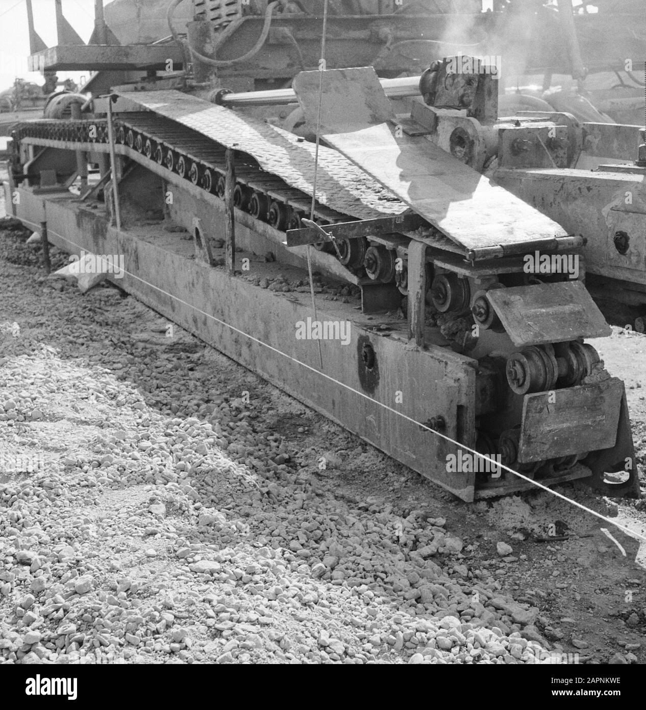 Road machinery hi-res stock photography and images - Alamy