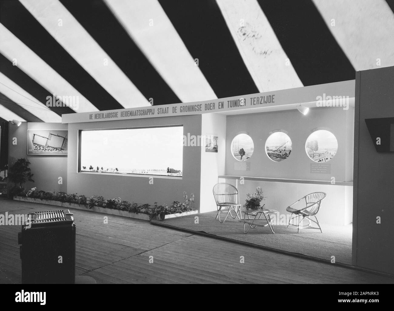 October 1957 Stock Photos October 1957 Stock Images Alamy