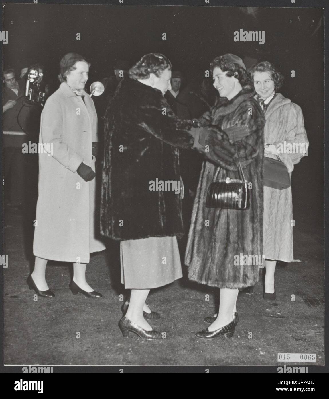 Queen And Princess Of Greece Date March 9 1956 Location Amsterdam Noord Holland Keywords Greetings Queens