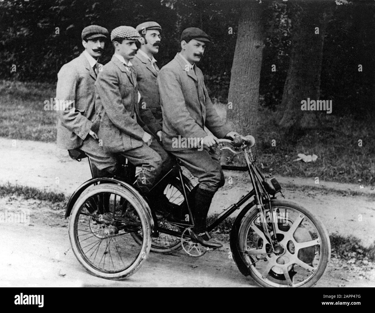 1901 Singer tricycle Stock Photo Alamy