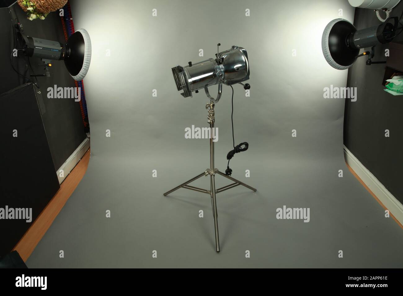 Vintage theatre Spot Light Stock Photo - Alamy