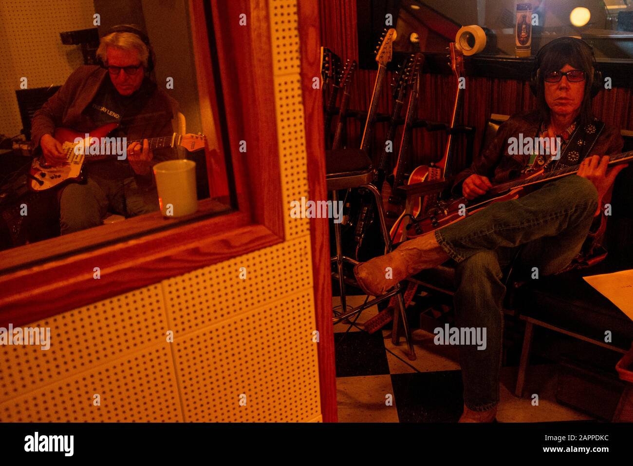 Studio session guitarists. Nashville, Tennessee Stock Photo - Alamy