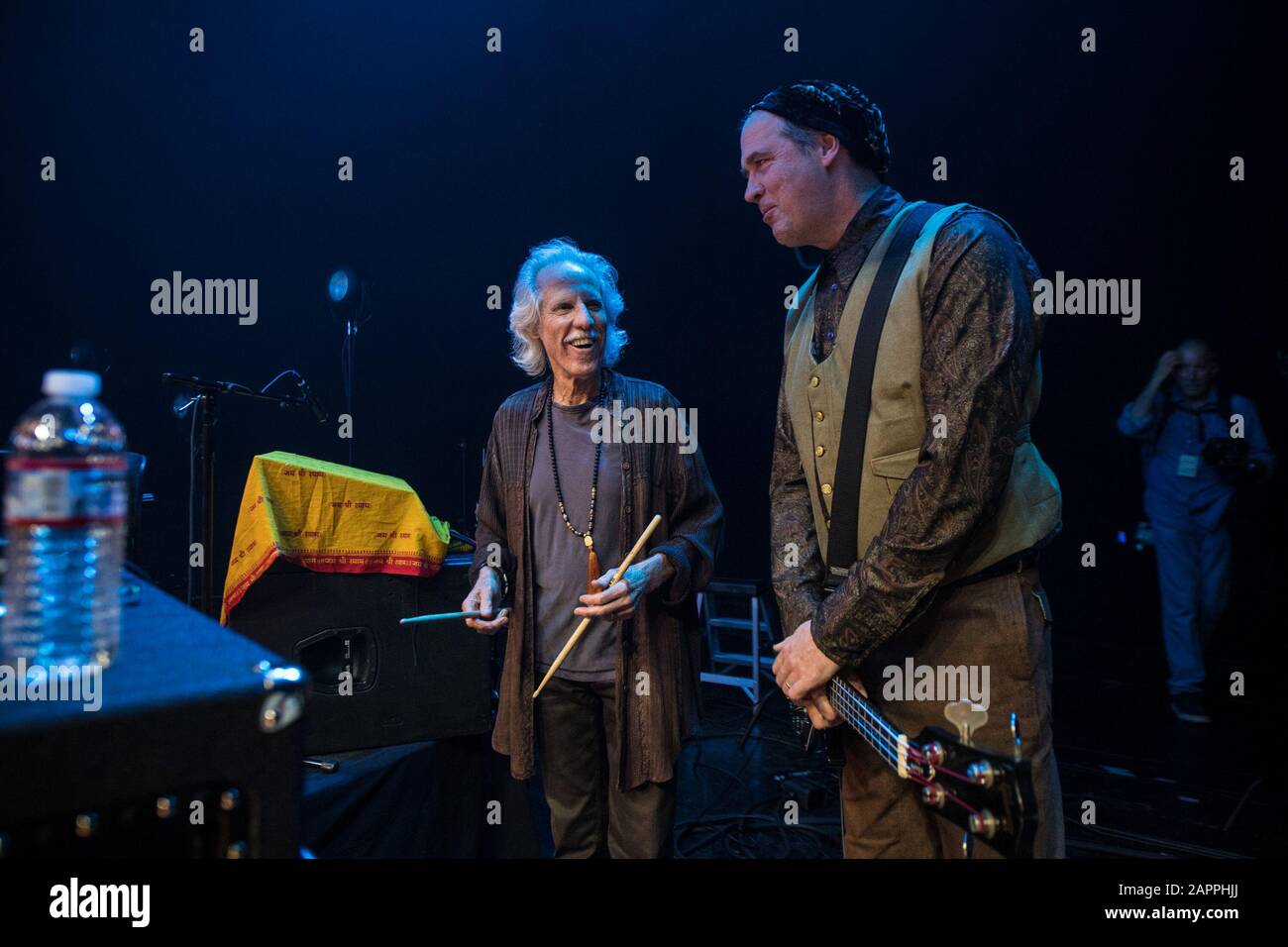 Krist novoselic image hi-res stock photography and images - Alamy