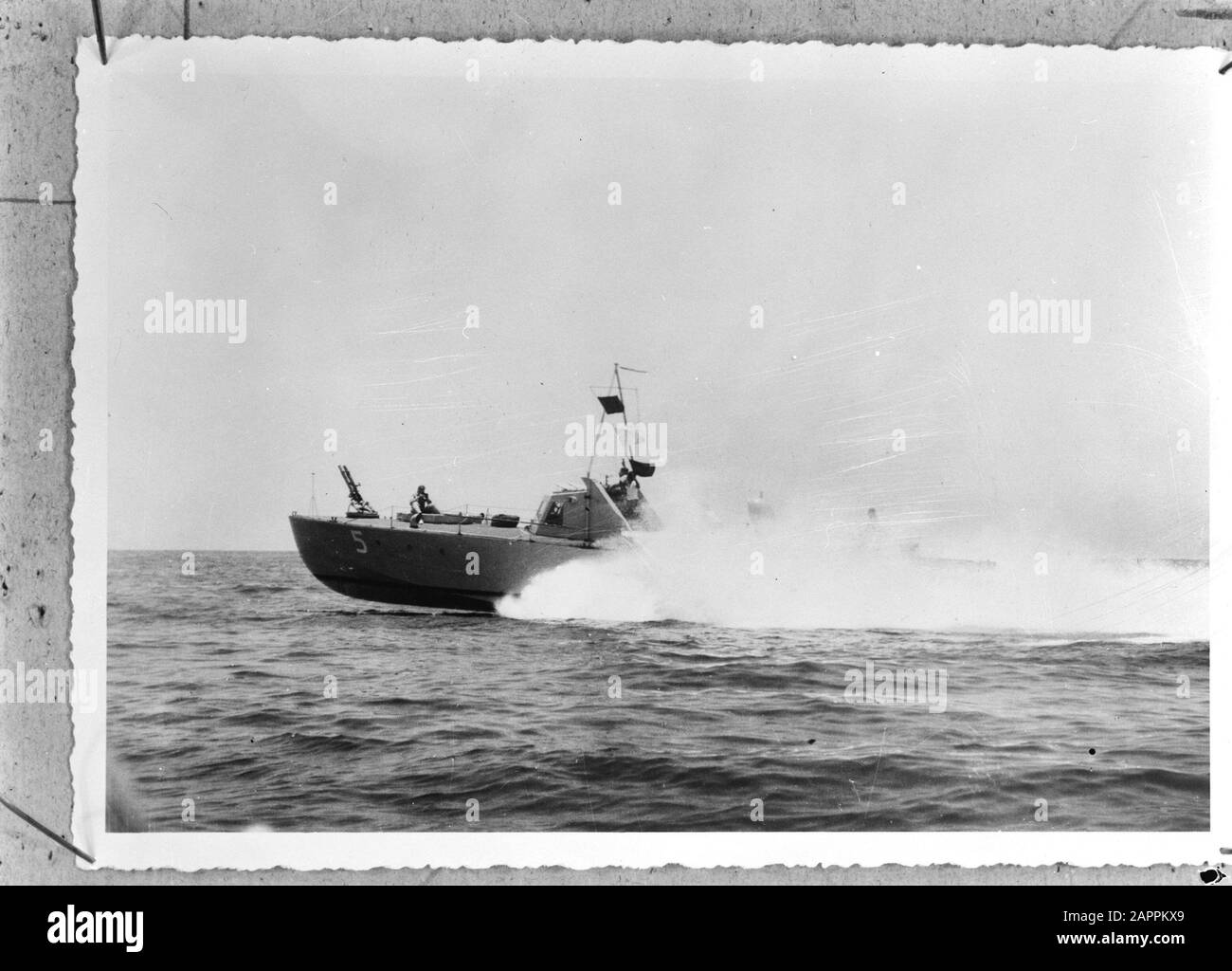 Torpedomotor boat [Mosquito boat] of the Royal Navy in the Dutch East Indies Date: 1940-1945 Keywords: marine, torpedomotor boats, World War II Institution name: RNN Stock Photo