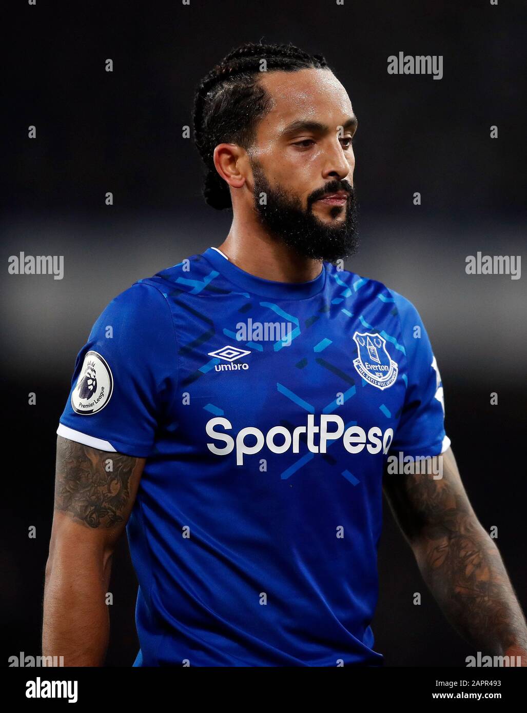 Everton’s Theo Walcott Stock Photo - Alamy