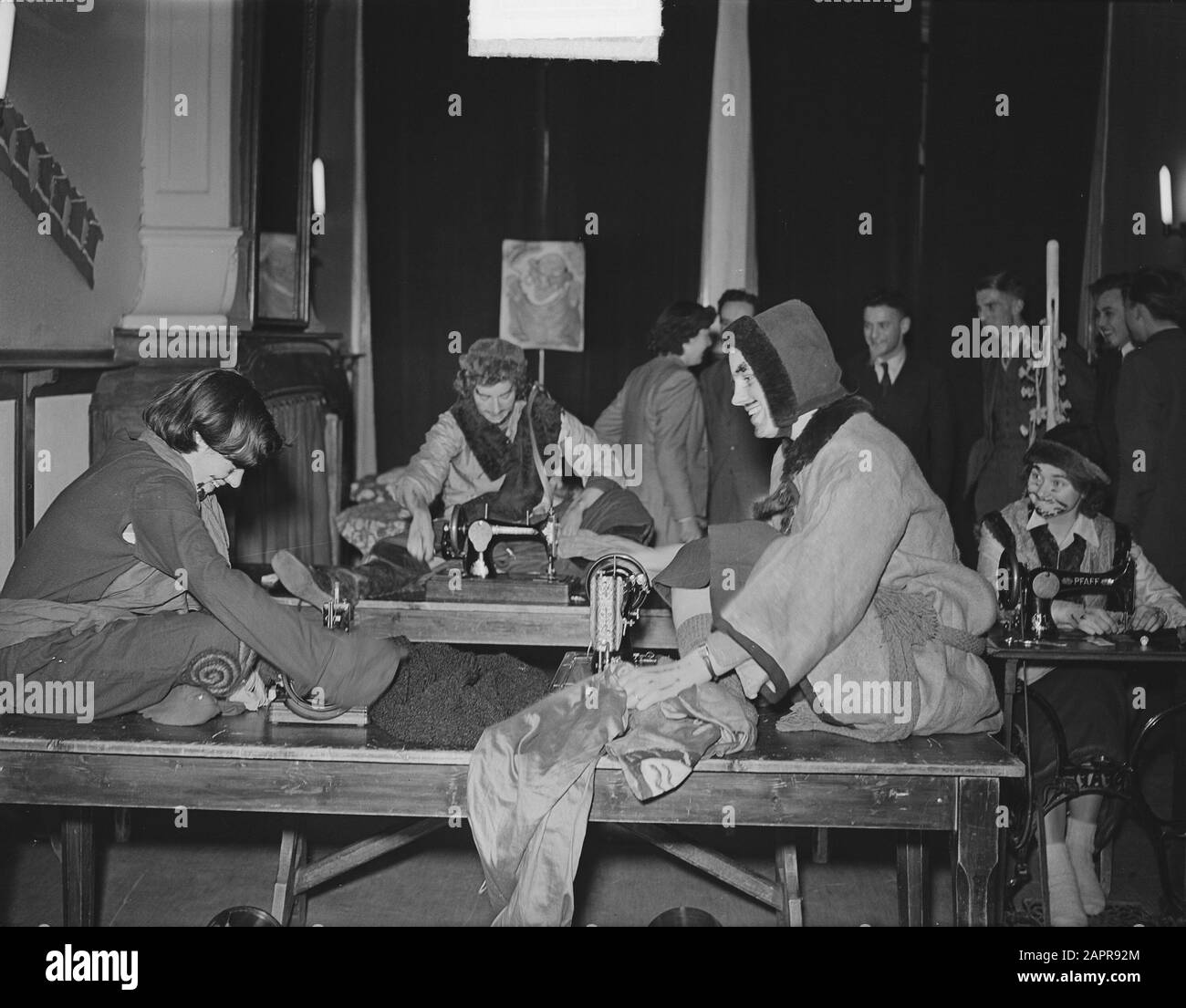 Utrecht Stud Corps Opening atelier at KVSV Date: 22 February 1951 ...