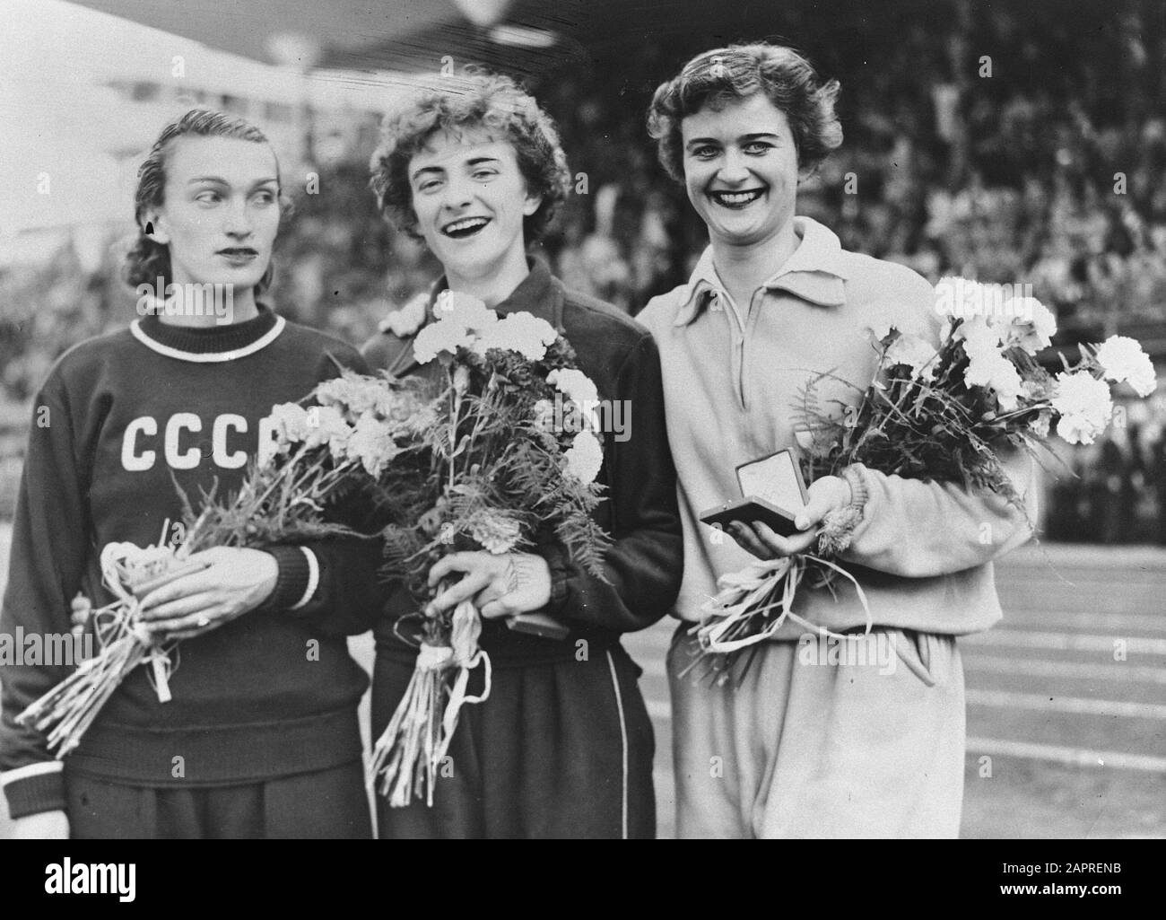 Winners ladies 200m Puck Brouwer Date: July 26, 1952 Keywords: Winners Person name: Brouwer, Puck Stock Photo