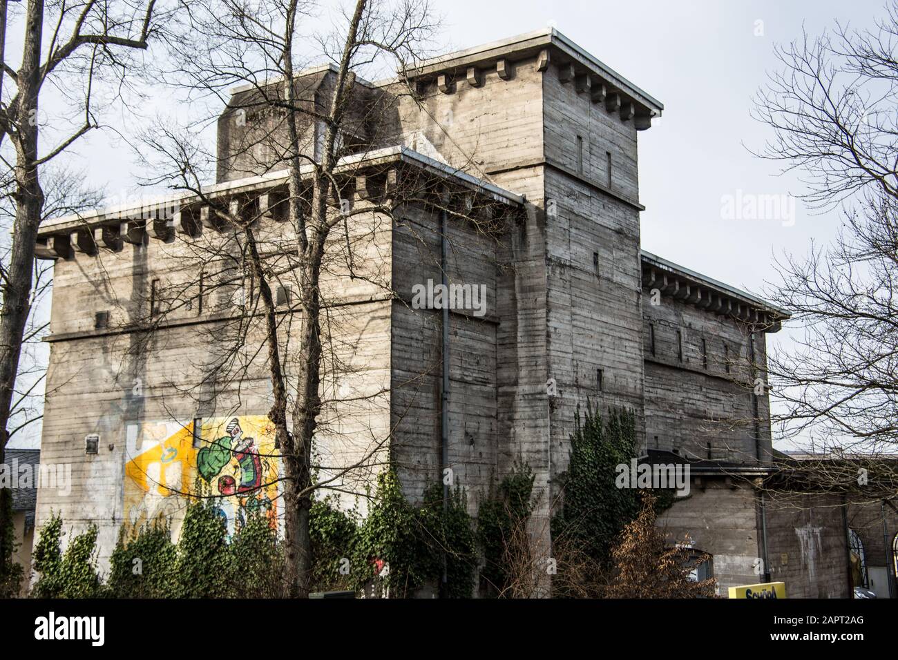 Aboveground war bunker made of concrete Stock Photo Alamy