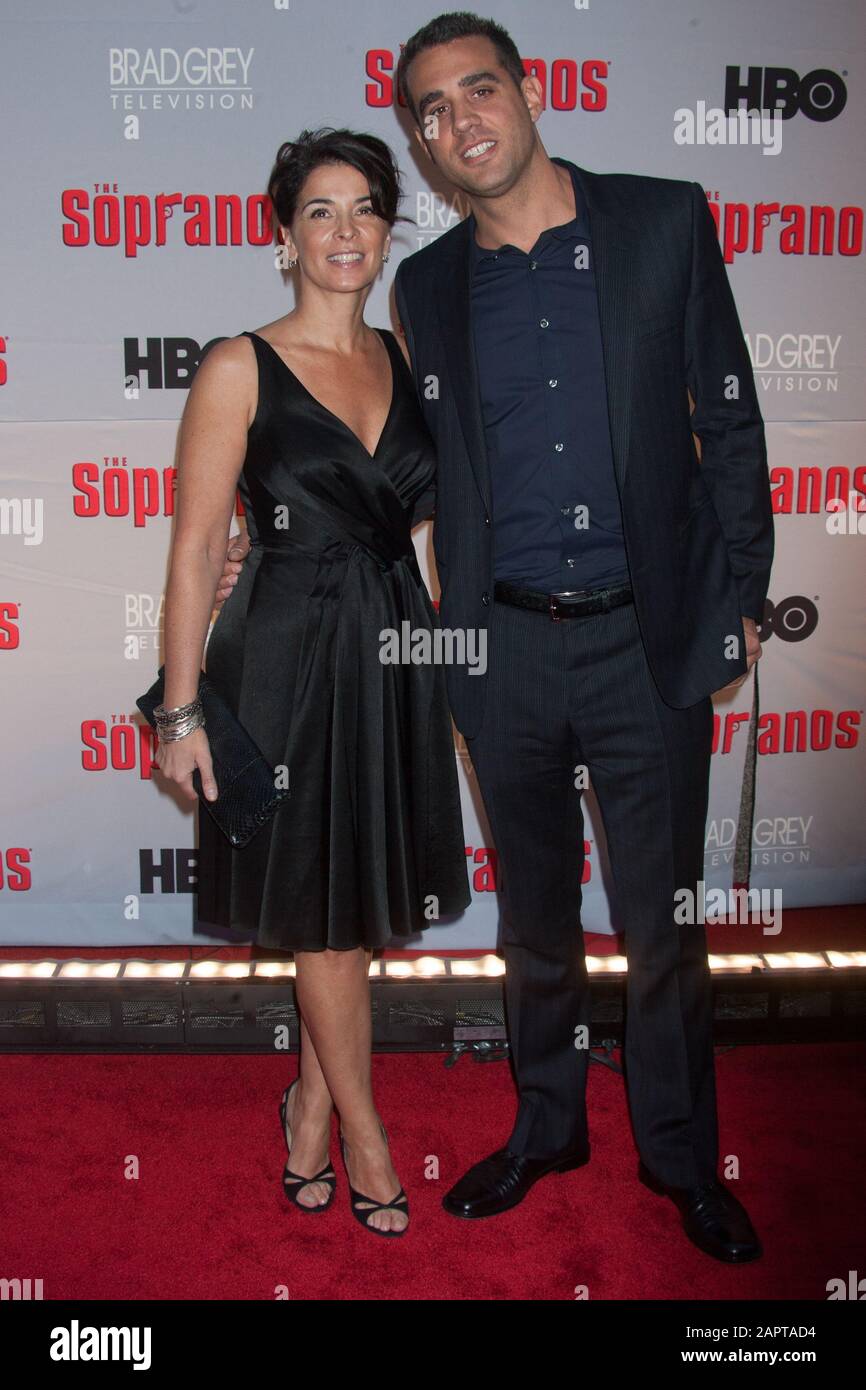 HBO's 'The Sopranos' premiere, New York, America - 27 Mar 2007 - Annabella Sciorra and Bobby Cannavale Stock Photo