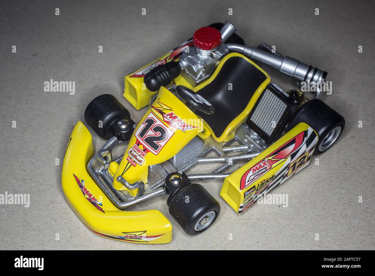 yellow kart racing car Stock Photo Alamy