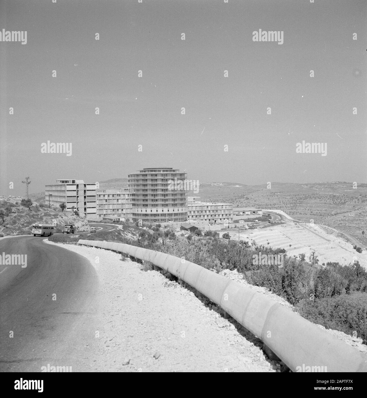 Hadassah university medical center seen from the road Date: January 1, 1960 Location: Israel Keywords: architecture, roads, hospitals Stock Photo