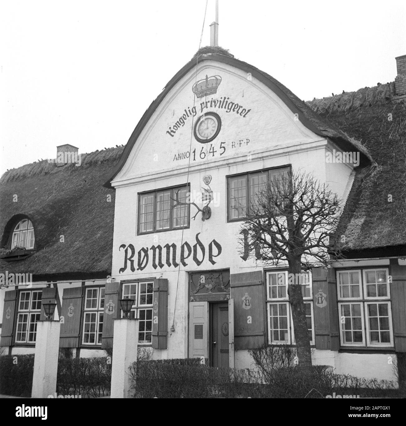 Visit to Copenhagen Hostel Rønnede Kro in Rønnede on Zealand, built in ...