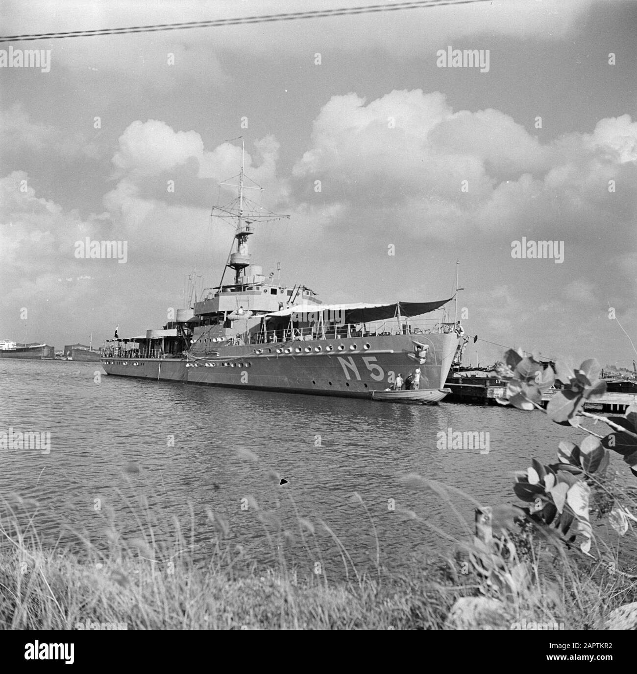 Journey to Venezuela and the Eastern Caribbean The Dutch frigate Hr.Ms. Van  Speijk in the port of Caracas in Venezuela Date: 1948 Location: Caracas,  Venezuela Keywords: ports, ships Personal name: N5 Institution