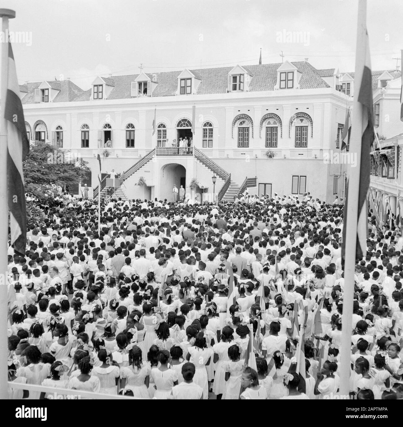 Fort amsterdam courtyard hires stock photography and images Alamy