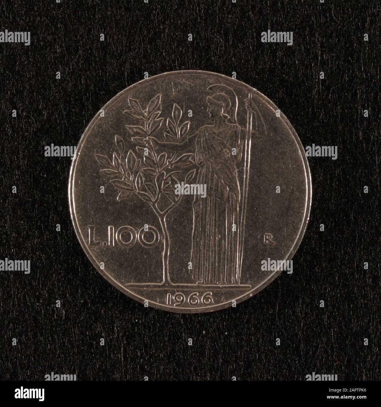Vorderseite einer ehemaligen Italienischen 100 Lire Münze Stock Photo
