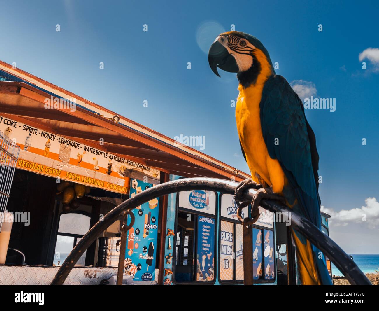 Ice Cream Truck Beach High Resolution Stock Photography and Images Alamy