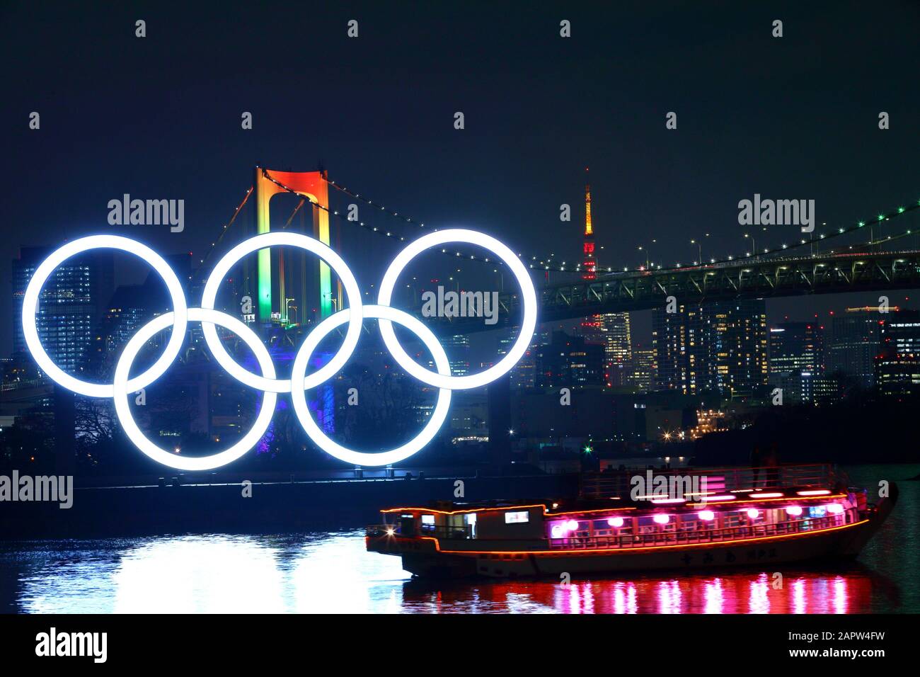 General view, JANUARY 24, 2020 : The Olympic Symbol is inaugurated at Odaiba Marine Park water area to commemorate the exact half-year mark before the start of the Olympic Games Tokyo 2020, Tokyo, Japan. (Photo by Naoki Nishimura/AFLO SPORT) Stock Photo