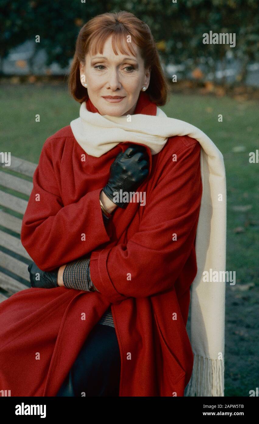 London, UK. LIBRARY. Sian Phillips at a photocall to promote the film ...