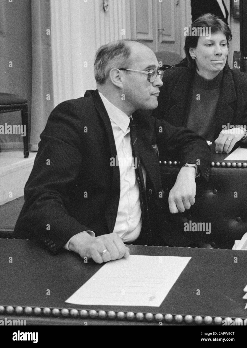 Koos van den Berg (SGP) and Andrée van Es (PSP) in the House of Representatives, 1989; Stock Photo