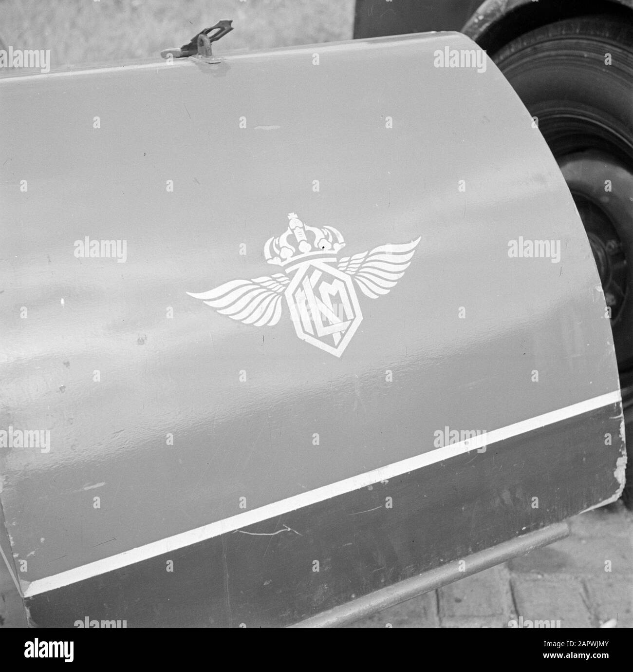 Schiphol and corporate identity KLM  Metal plate with the KLM logo Date: 1950 Keywords: emblems, logos, airlines, aircraft Institution name: KLM Stock Photo