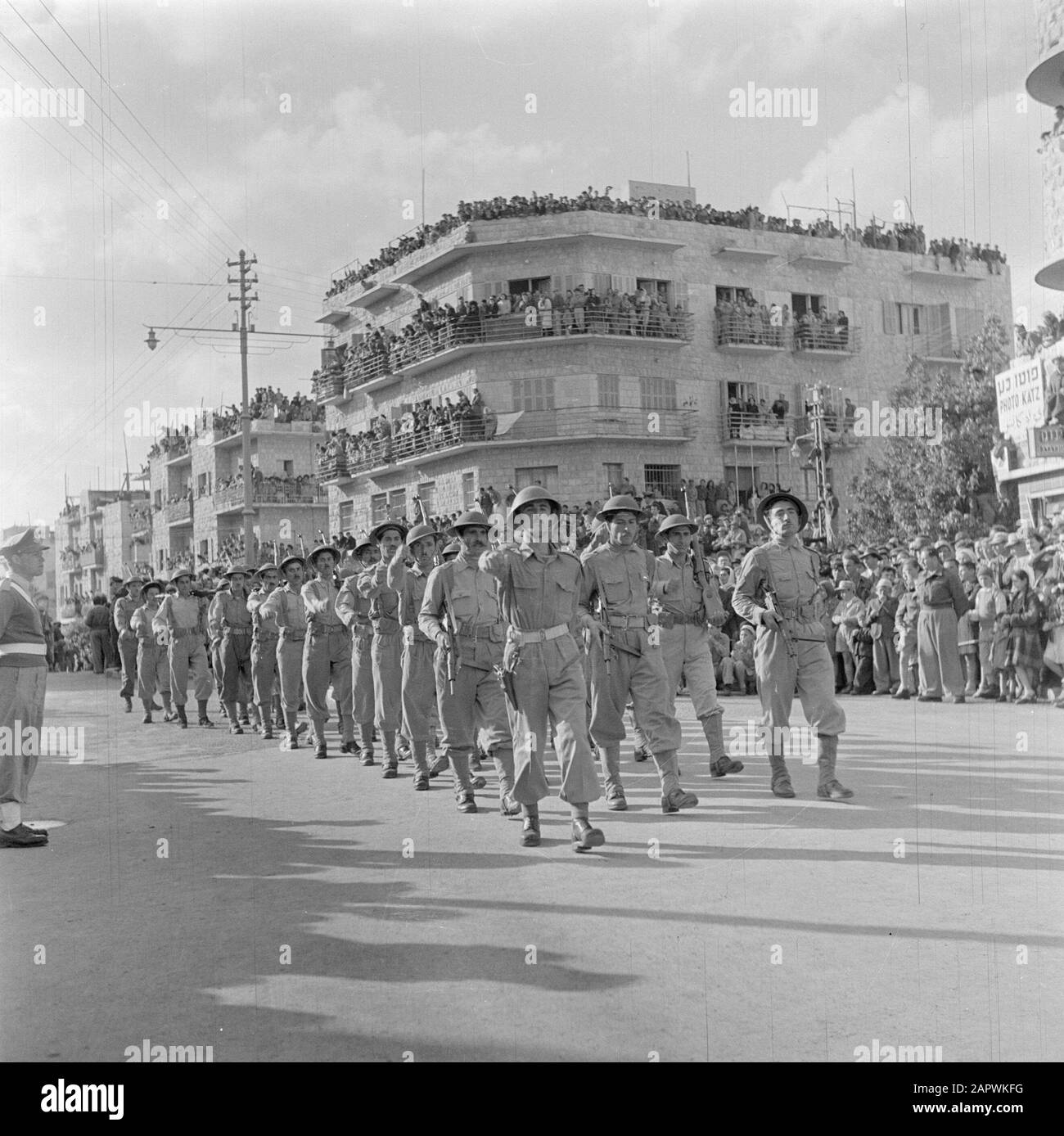 Israel 1948-1949: Haifa  Military unit during the military parade in Haifa on the occasion of the first anniversary of Israel's independence on May 15, 1949 Date: 1948 Location: Haifa, Israel Keywords: architecture, military parades, national holidays, public, uniforms, weapons Stock Photo