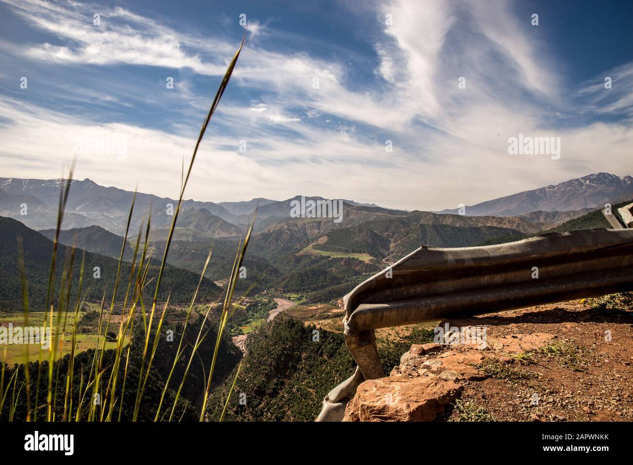 Wide shot clouds in blue hi-res stock photography and images - Alamy