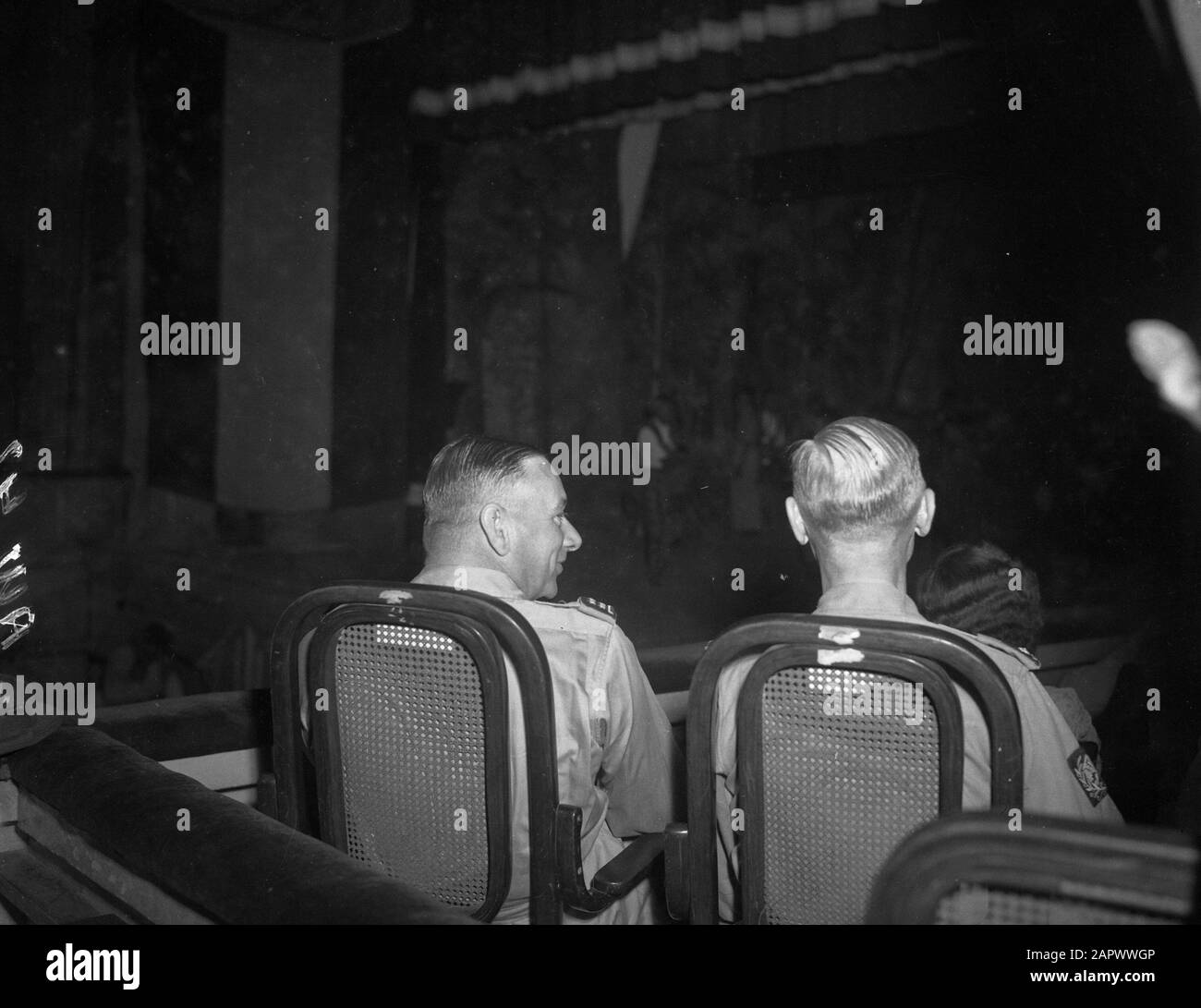 1946 performances hires stock photography and images Alamy