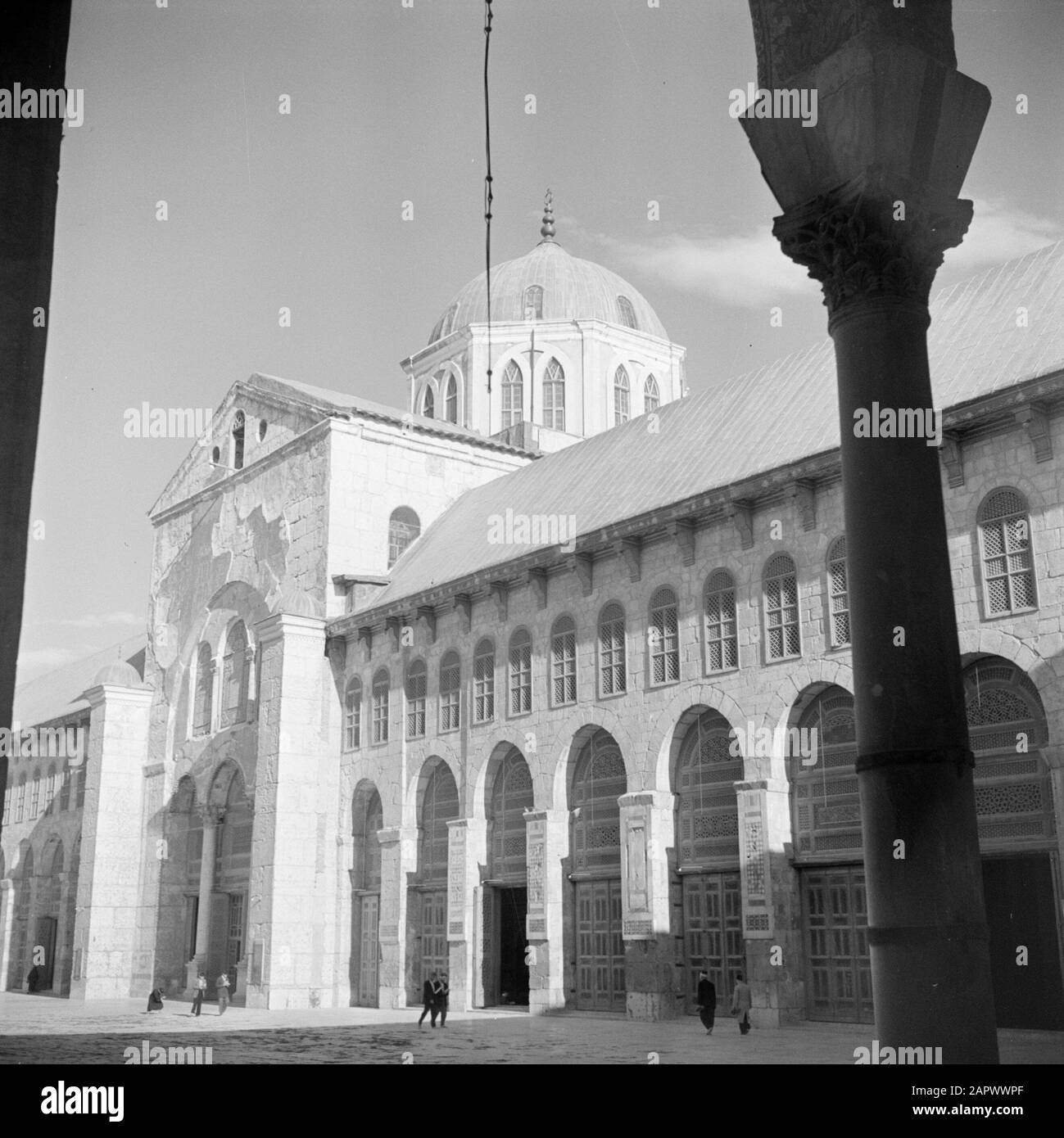 Middle East 1950-1955: Syria - Damascus  Omayad Mosque, the forecourt Date: 1950 Location: Damascus, Syria Keywords: domes, mosques, windows Institution name: Omayyade Mosque Stock Photo