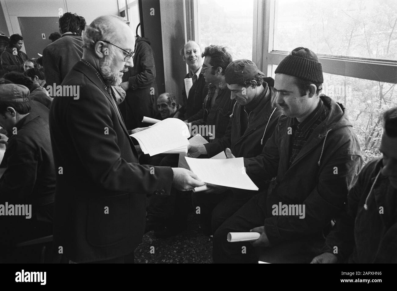 Nsm canteen hires stock photography and images Alamy