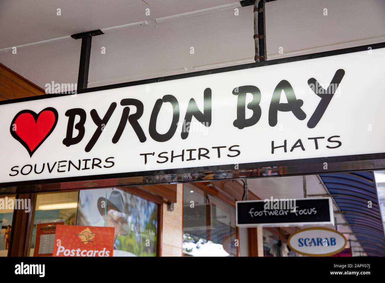 Byron Bay australian souvenir shop selling hats and t shorts in the