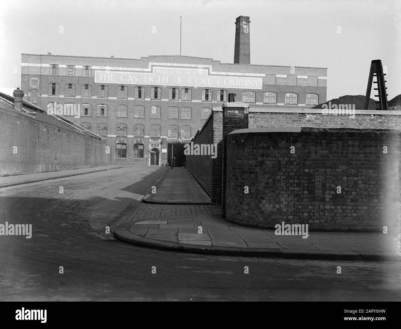 Reportage Watson House, London Watson House the factory of the Gas