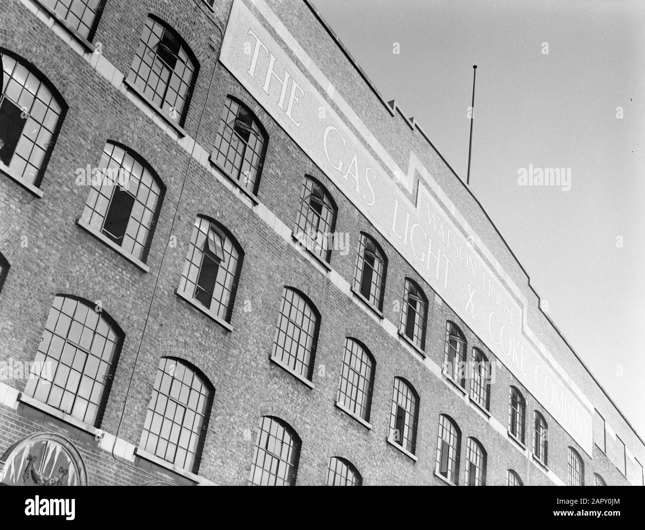 Reportage Watson House, London Watson House the factory of the Gas