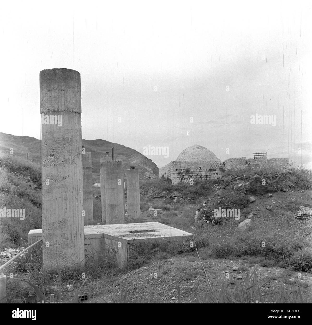 Israel 1948-1949: Tiberias  Sulfur baths on the edge of Lake Tiberias Annotation: Lake Tiberias is also called Lake of Kinneret or Lake of Galilee Date: 1948 Location: Israel, Tiberias Keywords: bathhouses, concrete, new construction, water sources Stock Photo