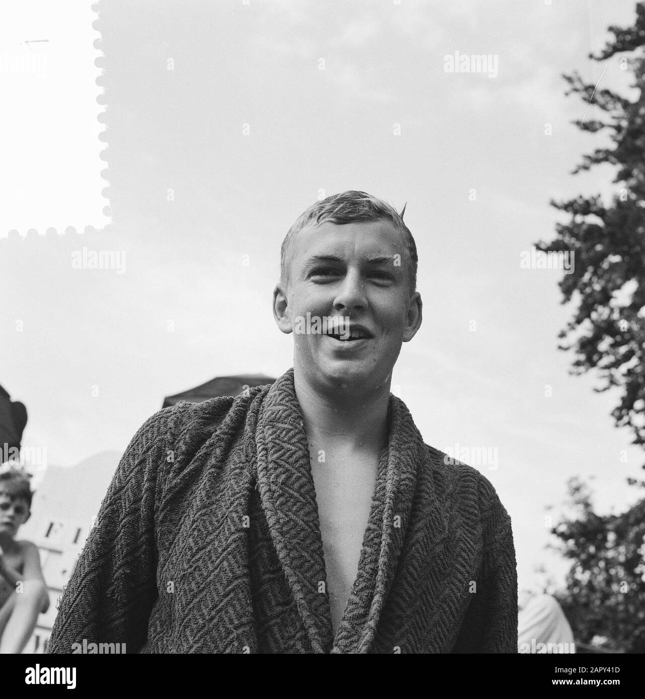 Swimming championships of the Netherlands in Heerlen. Johan Bontekoe Date: 5 August 1961 Location: Heerlen, Limburg Keywords: Championships, swimming Personal name: Bontekoe, Johan Stock Photo