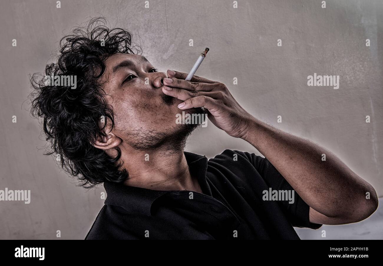 Man smoking (Retro style Stock Photo - Alamy