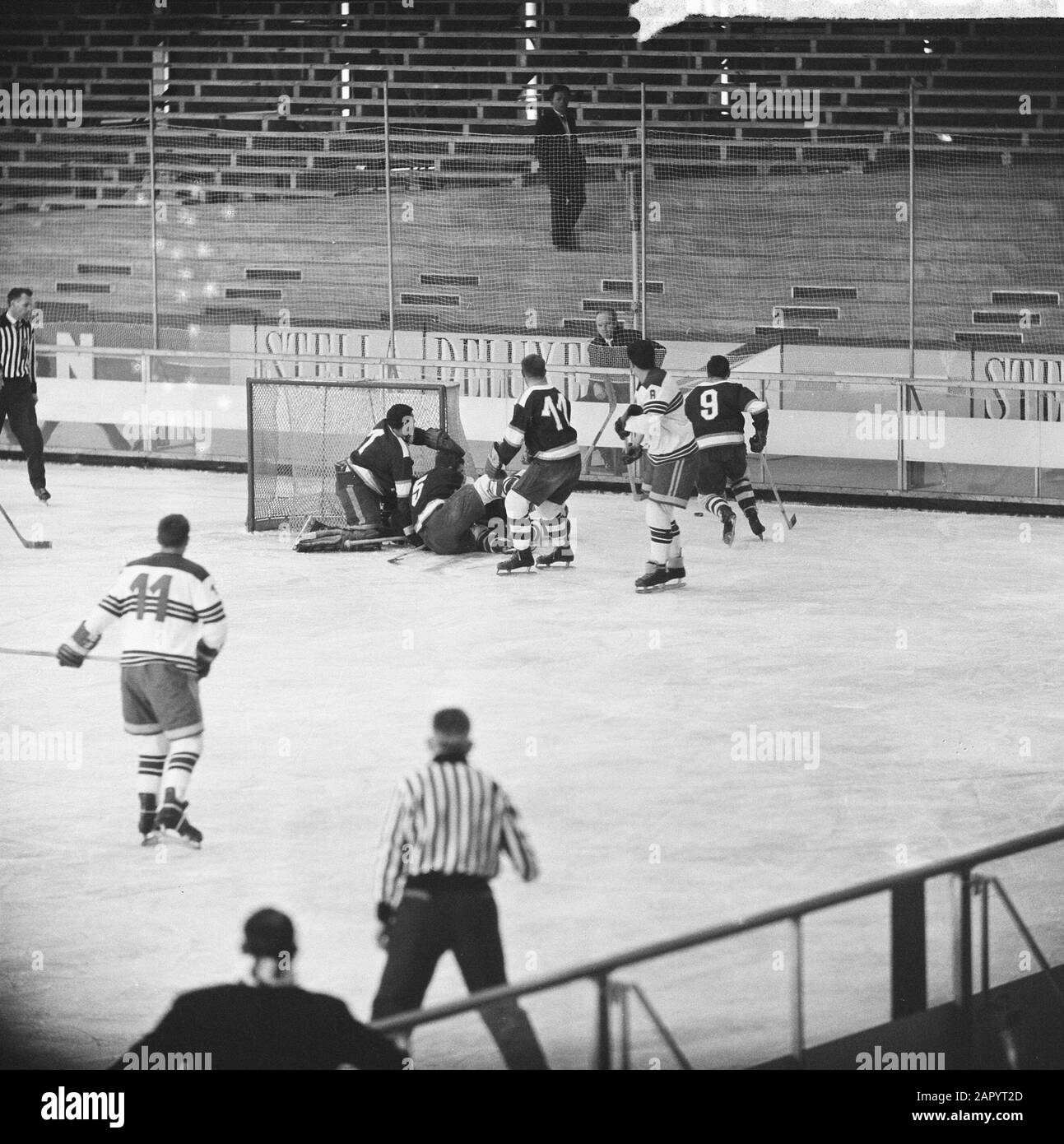 Ice hockey world championships Black and White Stock Photos & Images