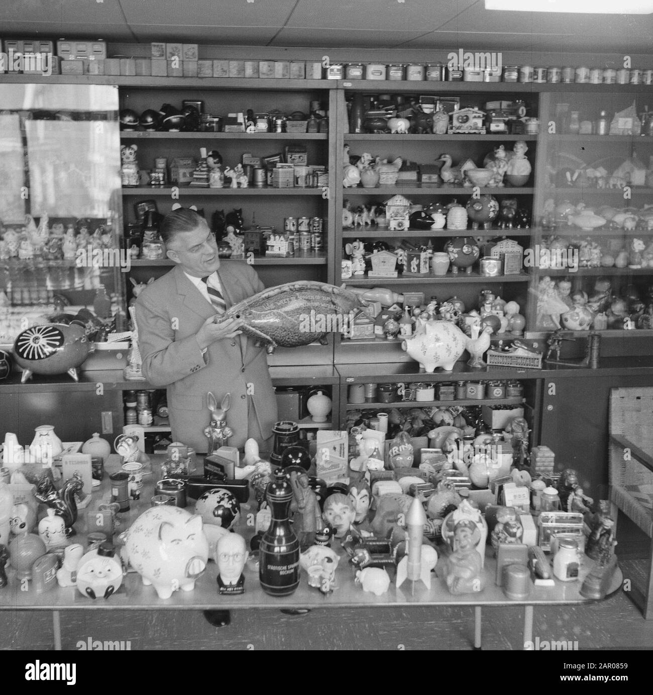 One second largest collection of piggy banks of the world Date October